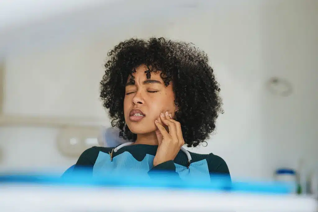 signs you may need a root canal blog 1024x683.jpg